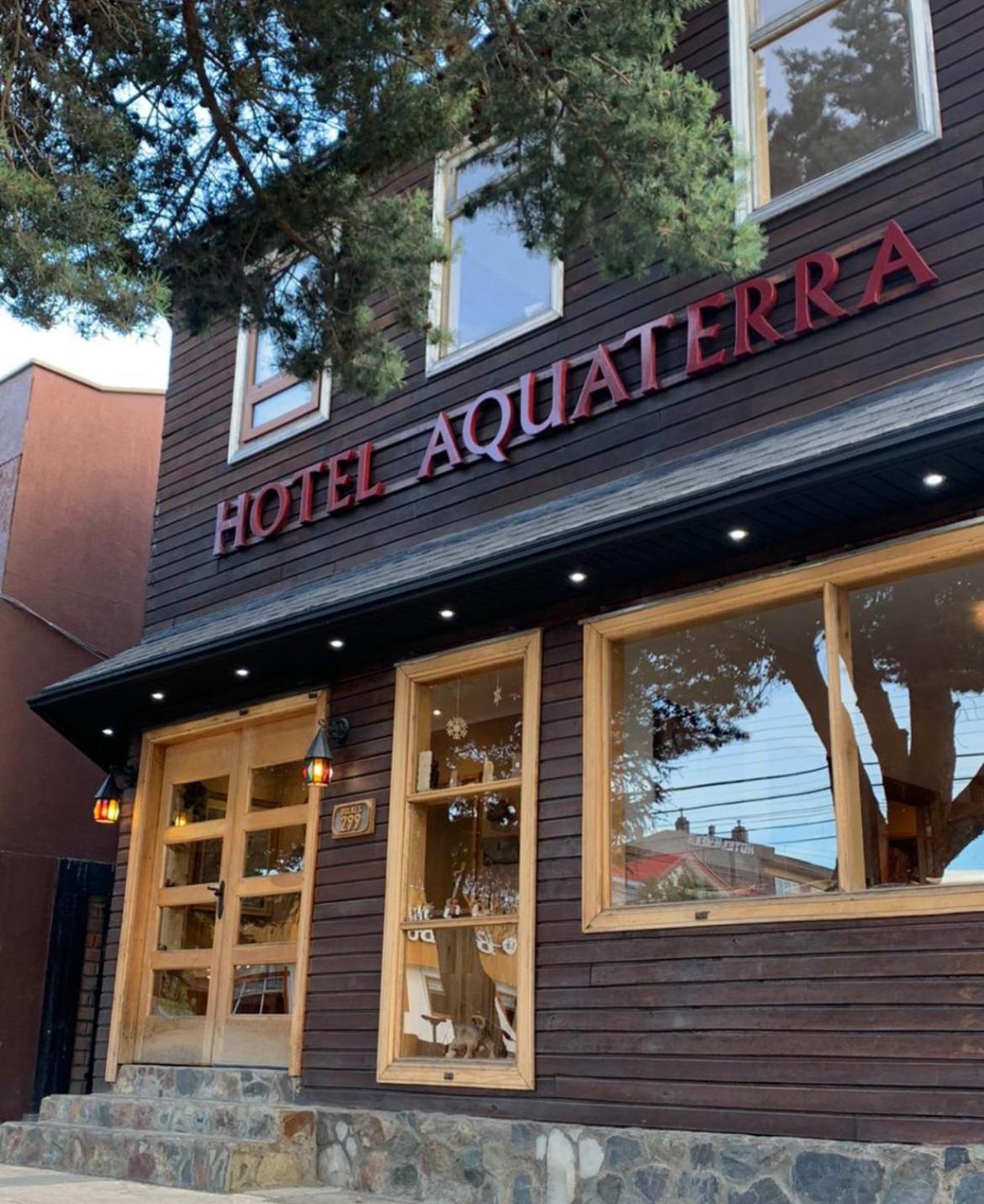 Hotel Aquaterra Puerto Natales Buitenkant foto