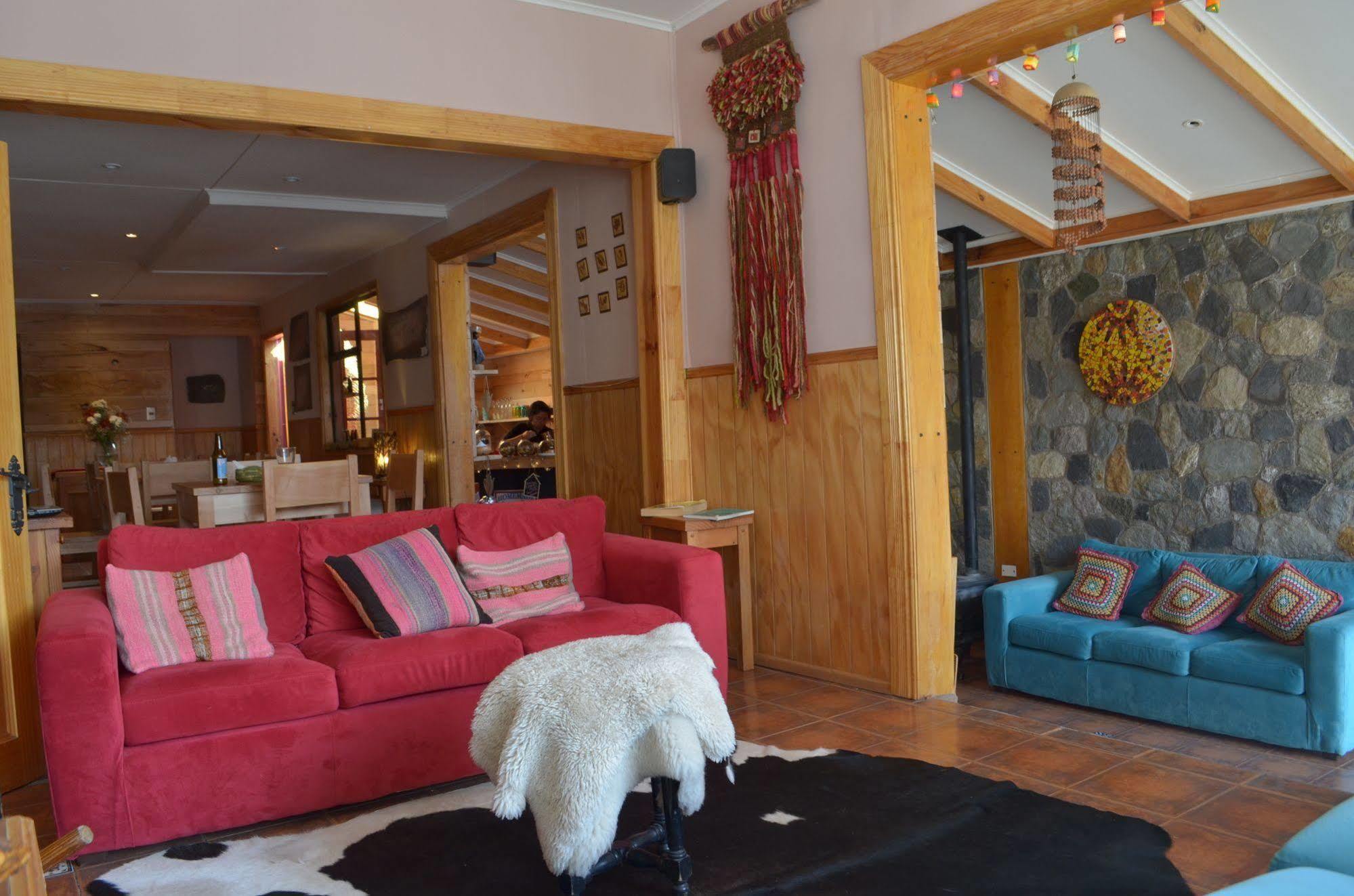 Hotel Aquaterra Puerto Natales Buitenkant foto
