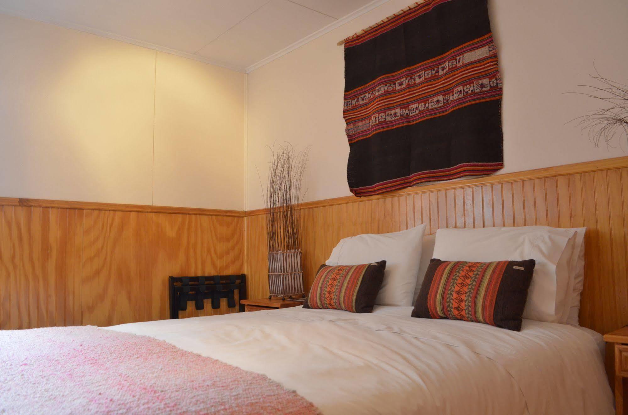 Hotel Aquaterra Puerto Natales Buitenkant foto