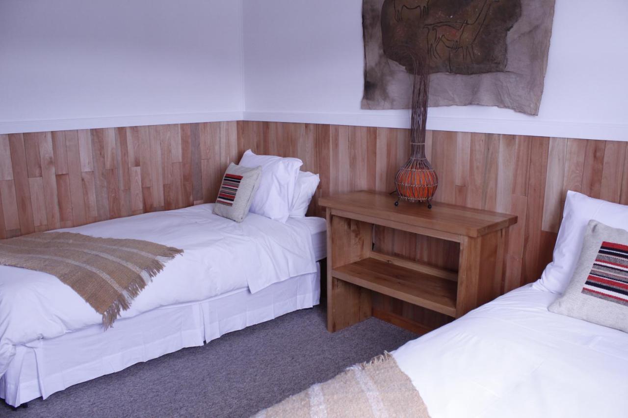 Hotel Aquaterra Puerto Natales Buitenkant foto