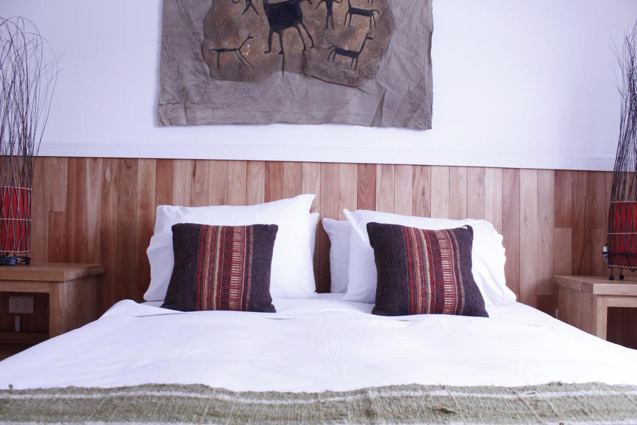 Hotel Aquaterra Puerto Natales Buitenkant foto